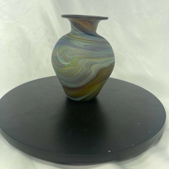 VTG Pheonitian  blown glass vase - Picture 3 of 10